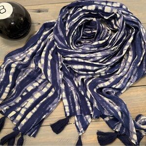 Batik Navy and White Patterned Scarf/Wrap (Cotton)